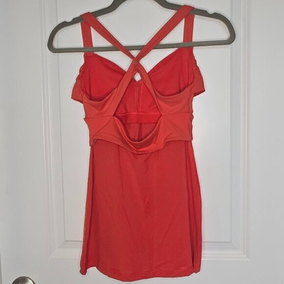 Lululemon Wrap it Up Tank - 6 Alarming - Picture 4 of 6